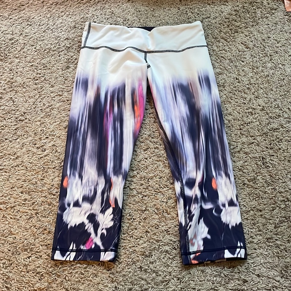 Lululemon cropped leggings